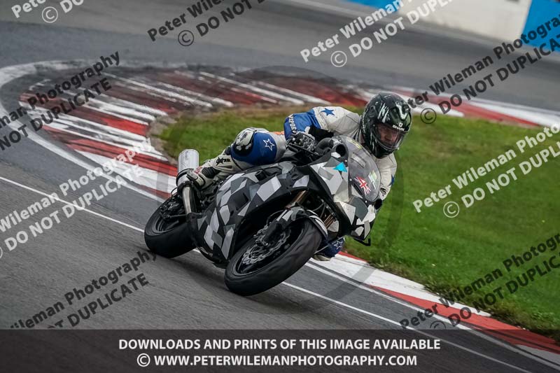 donington no limits trackday;donington park photographs;donington trackday photographs;no limits trackdays;peter wileman photography;trackday digital images;trackday photos